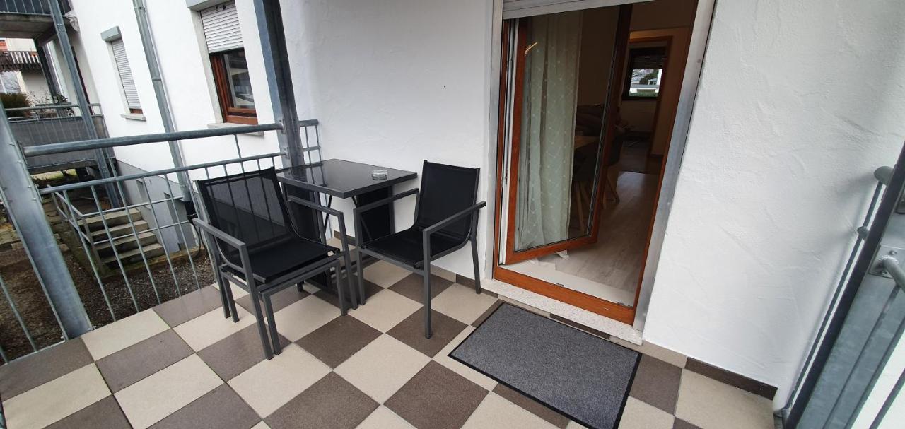 Outletcity Ferienwohnung - Apartment 4 Metzingen  Exteriör bild